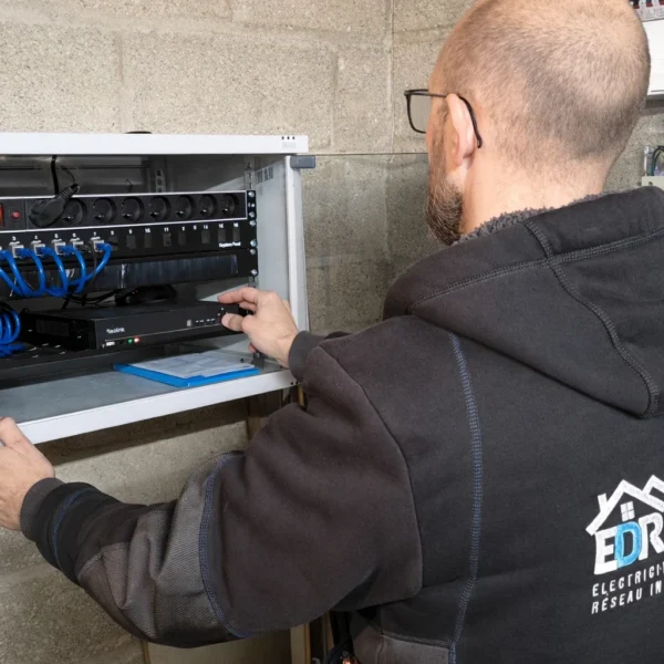 EDR Solutions — réalisation Bornes de recharge et mobilité électrique à Villers-sur-Bar — photo 6 — Eurêkartisan