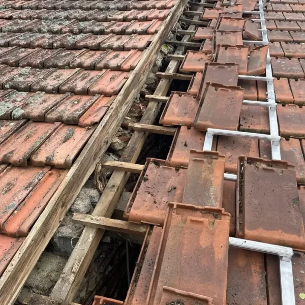 JuraToit — réalisation Charpente, couverture et étanchéité à Montmorot — photo 3 — Eurêkartisan