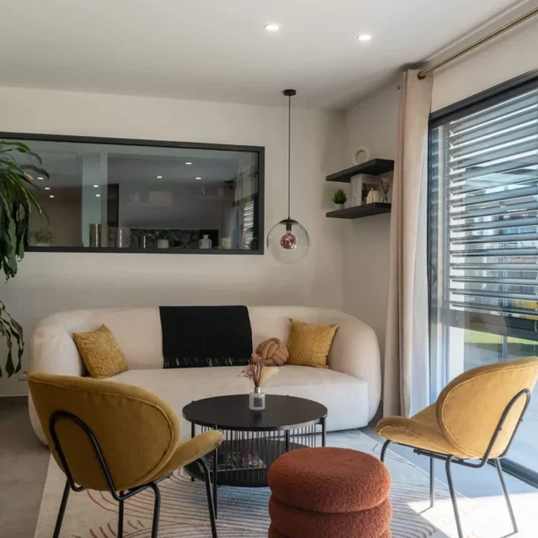 Les Maisons Raschitelli — réalisation Construction et rénovation générale à Attignat — photo 10 — Eurêkartisan