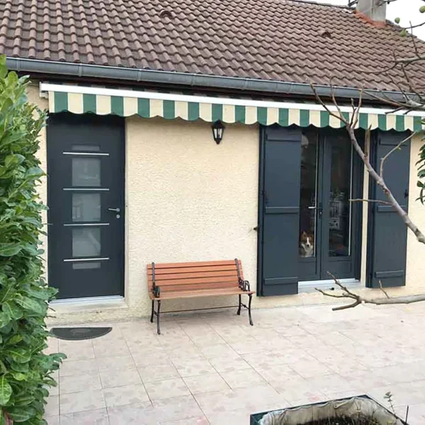 RDO Fermetures et Stores — réalisation Entretien, dépannage et traitement à Foissiat — photo 6 — Eurêkartisan