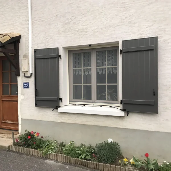 RDO Fermetures et Stores — réalisation Entretien, dépannage et traitement à Foissiat — photo 9 — Eurêkartisan